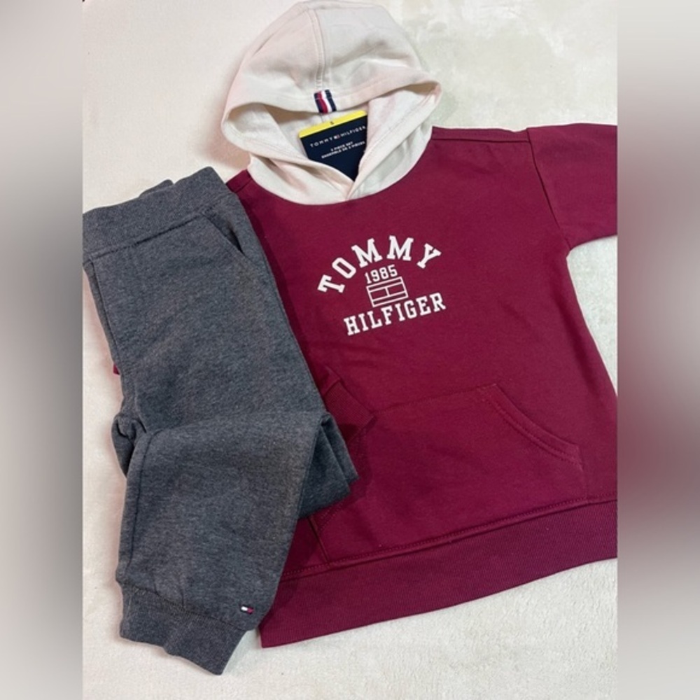 Tommy Hilfiger 2 Piece Maroon Set Boys Size 5 NWT